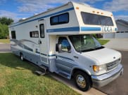 1999 Fleetwood Tioga Class C available for rent in Eagle Lake, MN, Minnesota