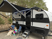 2022 Viking 17BH Travel Trailer available for rent in Knoxville, Tennessee