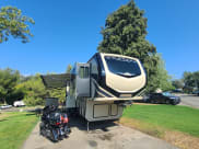 2019 Keystone RV Montana High Country Toy Hauler Fifth Wheel available for rent in Wildomar, California