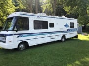 1994 Winnebago Brave Class A available for rent in West Middlesex, Pennsylvania