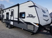 2022 Jayco Jay Flight SLX Travel Trailer available for rent in South Elgin, Illinois