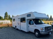 2017 Thor Majestic Class C available for rent in Cle Elum, Washington