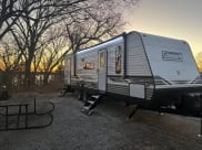 2022 Dutchmen Coleman Lantern LT Travel Trailer available for rent in LeCompton, Kansas
