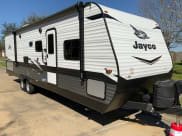 2022 Jayco Jay Flight Travel Trailer available for rent in Pearland, Texas