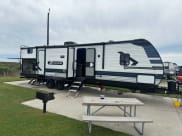 2023 Crossroads Zinger Travel Trailer available for rent in Webster, Texas