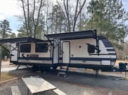 2023 Crossroads Zinger Travel Trailer available for rent in Mineral, Virginia