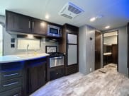 2018 Zinger ZR29OKB Travel Trailer available for rent in Summerdale, Alabama