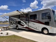 2023 Fleetwood Flex Class A available for rent in Miami, Florida