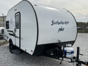 2022 Braxton Creek Bushwhacker Plus 17 BH Travel Trailer available for rent in Springfield, Missouri