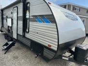 2022 Salem Cruise Lite 263BHXL Travel Trailer available for rent in Sturgeon Bay, Wisconsin