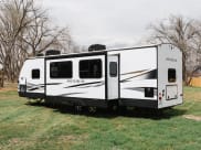 2022 Dutchmen Astoria Travel Trailer available for rent in Grand Junction, Colorado