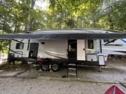 2020 Forest River Cherokee Fifth Wheel available for rent in Statesboro, Georgia