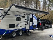 2019 Sunset Park RV Sun Lite Travel Trailer available for rent in Powder Springs, Georgia