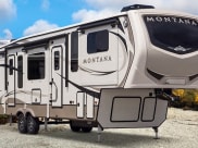 2018 Keystone Montana Fifth Wheel available for rent in Rockford, Michigan