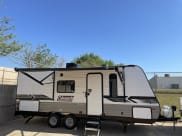 2022 Dutchmen Coleman Lantern LT Travel Trailer available for rent in Edmond, Oklahoma