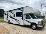 2023 Thor Geneva Class C available for rent in Devine, Texas