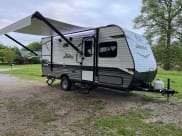 2022 Jayco Jay Flight 184BS Travel Trailer available for rent in Vine Grove, Kentucky