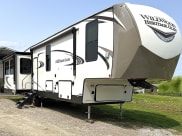 2022 Forest River Wildwood Heritage Glen Fifth Wheel available for rent in Carleton, Michigan