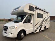 2022 Thor Quantum Class C available for rent in Clinton Township, Michigan