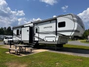 2023 Keystone RV Sprinter Fifth Wheel available for rent in RED OAK, Oklahoma