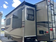 2015 Keystone RV Cougar X-Lite Fifth Wheel available for rent in COMMERCIAL POINT, Ohio