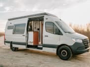 2022 Mercedes Sprinter Class B available for rent in Bakersfield, California