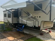 2017 Forest River Coachmen Chaparral Fifth Wheel available for rent in Nancy, Kentucky