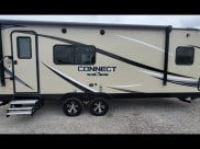 2017 KZ Connect 251RK Travel Trailer available for rent in Granville, Iowa