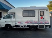 1993 Toyota Other Class B available for rent in Hillsboro, Oregon