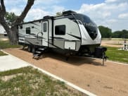 2022 Twilight RVS Signature Travel Trailer available for rent in Seguin, Texas