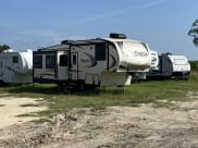 2019 Grand Design Reflection Fifth Wheel available for rent in Holland, Texas