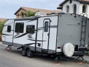 2018 Highland Ridge RV Open Range Ultra Lite Travel Trailer available for rent in Bloomington, California