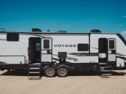 2022 Winnebago Voyage Travel Trailer available for rent in Longmont, Colorado