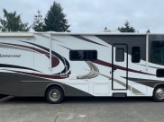 2013 Thor Hurricane Class A available for rent in Lakewood, Washington