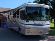 2003 Winnebago Journey DL Class A available for rent in Coweta, Oklahoma