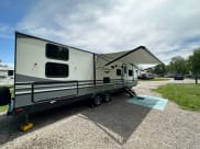 2018 Forest River Surveyor Travel Trailer available for rent in gardner, Kansas