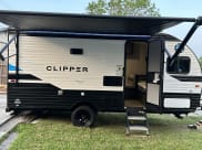 2021 Coachmen Clipper 17BH Travel Trailer available for rent in Corpus Christi, Texas