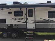 2021 Heartland RVs Pioneer Travel Trailer available for rent in Spearfish, South Dakota