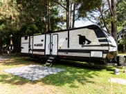 2023 Crossroads RV Zinger Travel Trailer available for rent in Frankford, Delaware