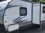 2015 Forest River Salem Cruise Lite Travel Trailer available for rent in Port Orchard, Washington