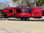 2021 Venture Stratus Travel Trailer available for rent in Modesto, California