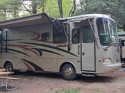 2007 Monaco La Palma XL Diesel Class A available for rent in Goshen, Indiana