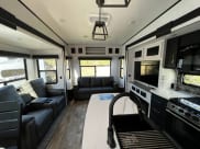 2023 Heartland RVs Elkridge Fifth Wheel available for rent in OCALA, Florida