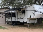 2023 Forest River Wildcat Fifth Wheel available for rent in Killeen, Texas
