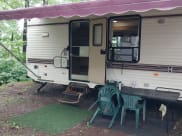 1999 Nu Wa 265rk Hitchhiker Ii Fifth Wheel available for rent in Cloquet, Minnesota