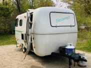 1986 Scamp 16' Travel Trailer available for rent in Skokie, Illinois