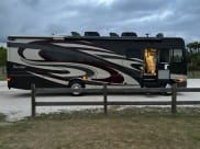 2019 Fleetwood BOUNDER Class A available for rent in RIVERVIEW, Florida