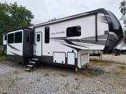 2021 Keystone Avalanche Fifth Wheel available for rent in Moreland, Georgia