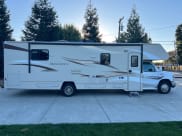 2015 Winnebago Minnie Winnie Class C available for rent in Lodi, California