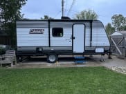 2022 Coleman Lantern 17b Travel Trailer available for rent in Lake Villa, Illinois